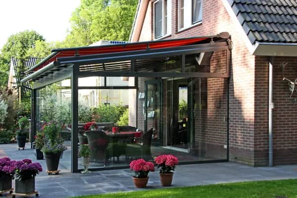 Beschattung mit hochwertiger Markise für den Wintergarten in Linz, Enns, Steyr